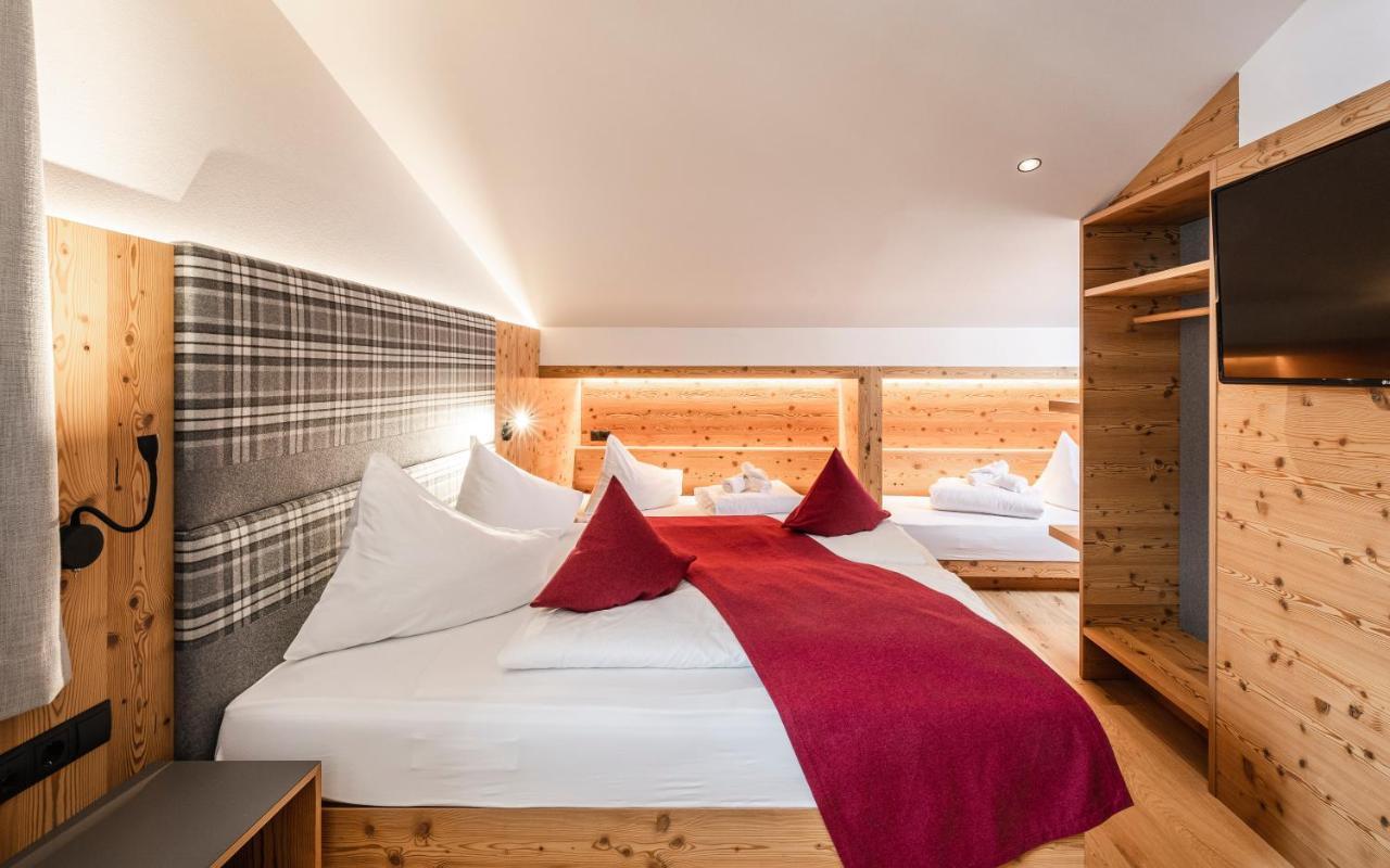 Hotel Lener Campo di Trens Extérieur photo